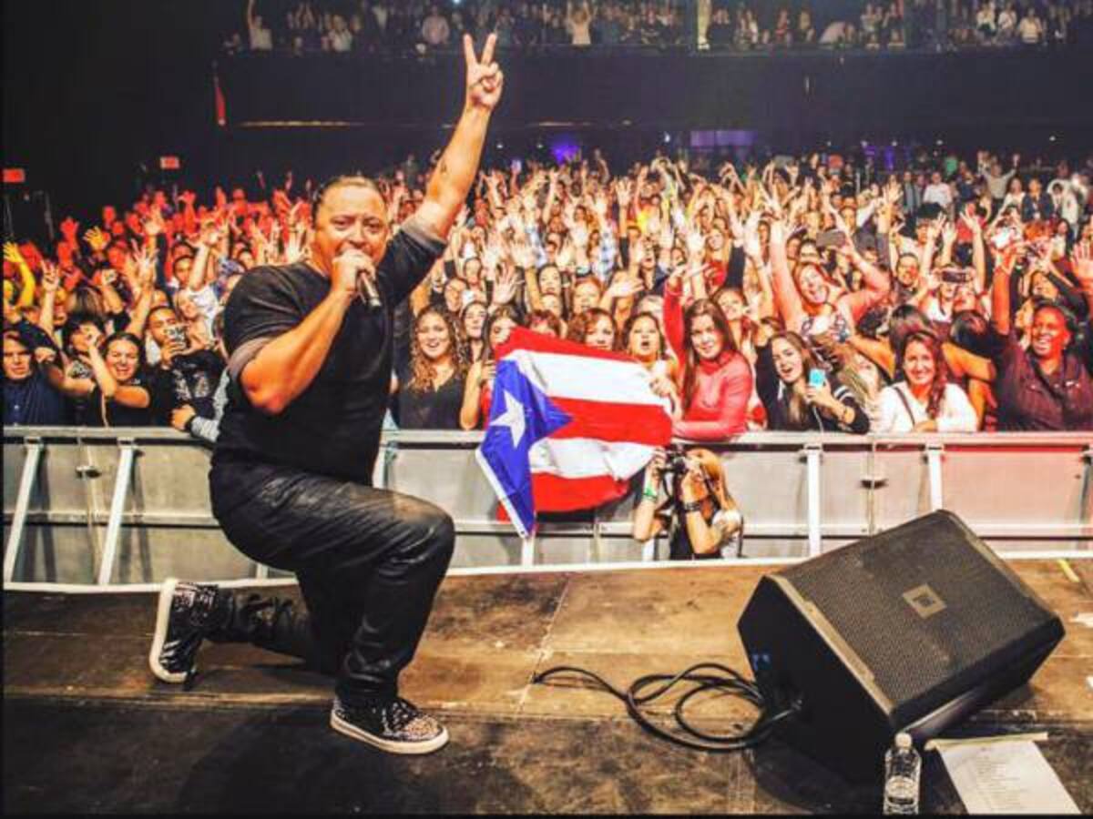 Elvis Crespo “Oye pequeña échate pá ca”