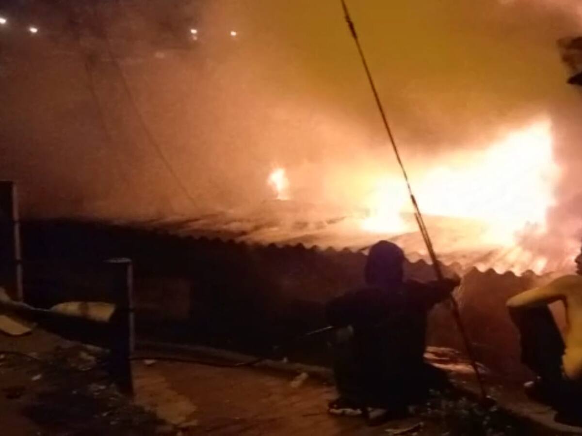 Cuatro viviendas afectadas y siete personas damnificadas por incendio en Armenia