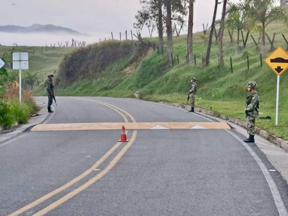 Ejército destruyó explosivo que sería usado para atentar contra la población en Anorí