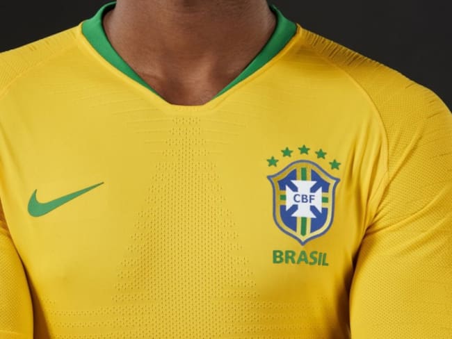 Brasil oficializa uniforme para Mundial de Rusia