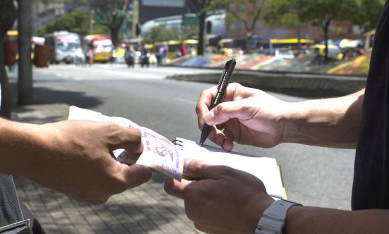 Desde Actuar Famiempresas ofrecen oportunidades de crédito para hacerle frente al gota a gota