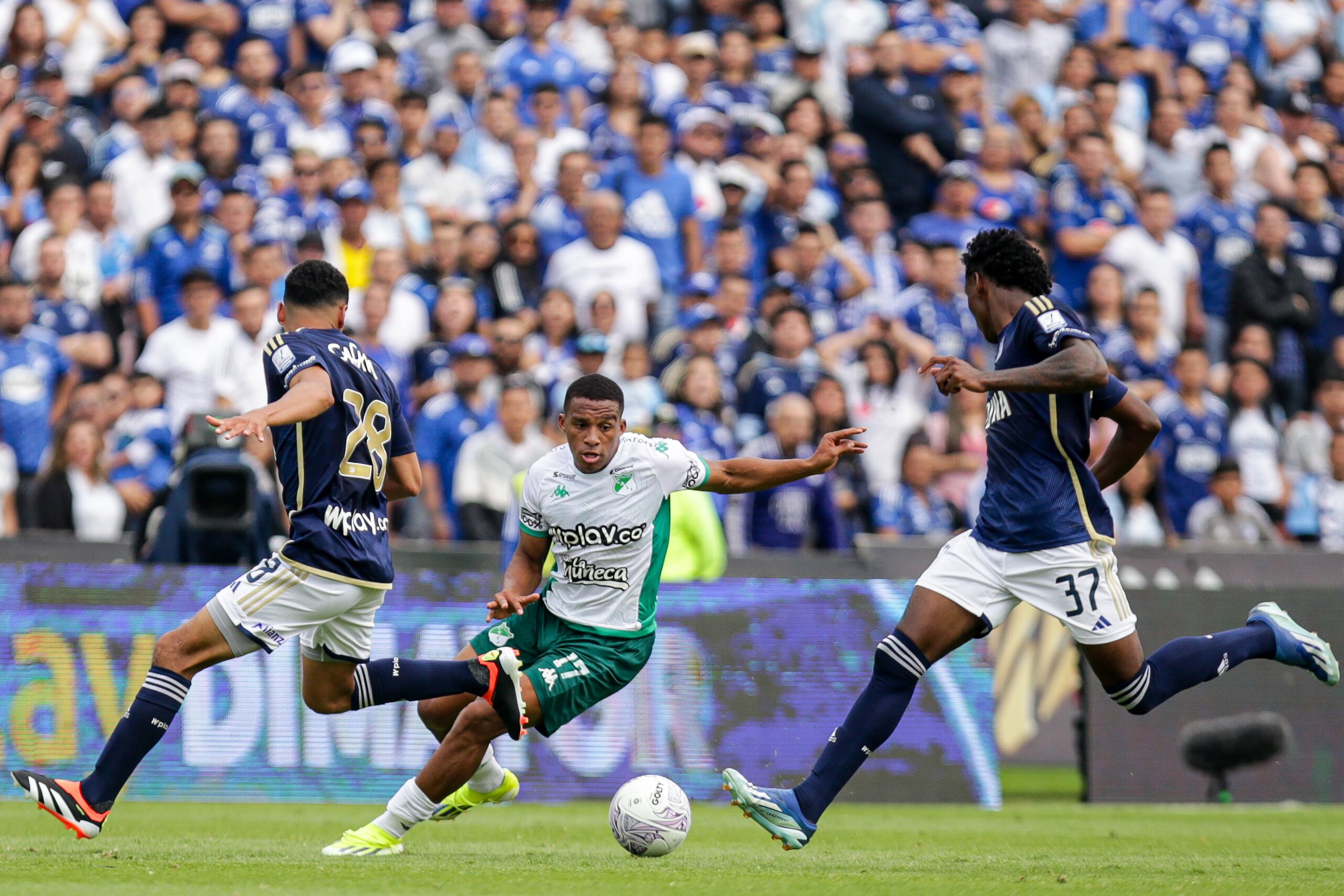 Millonarios y Cali empataron este semestre en Bogotá. (Colprensa - Mariano Vimos)