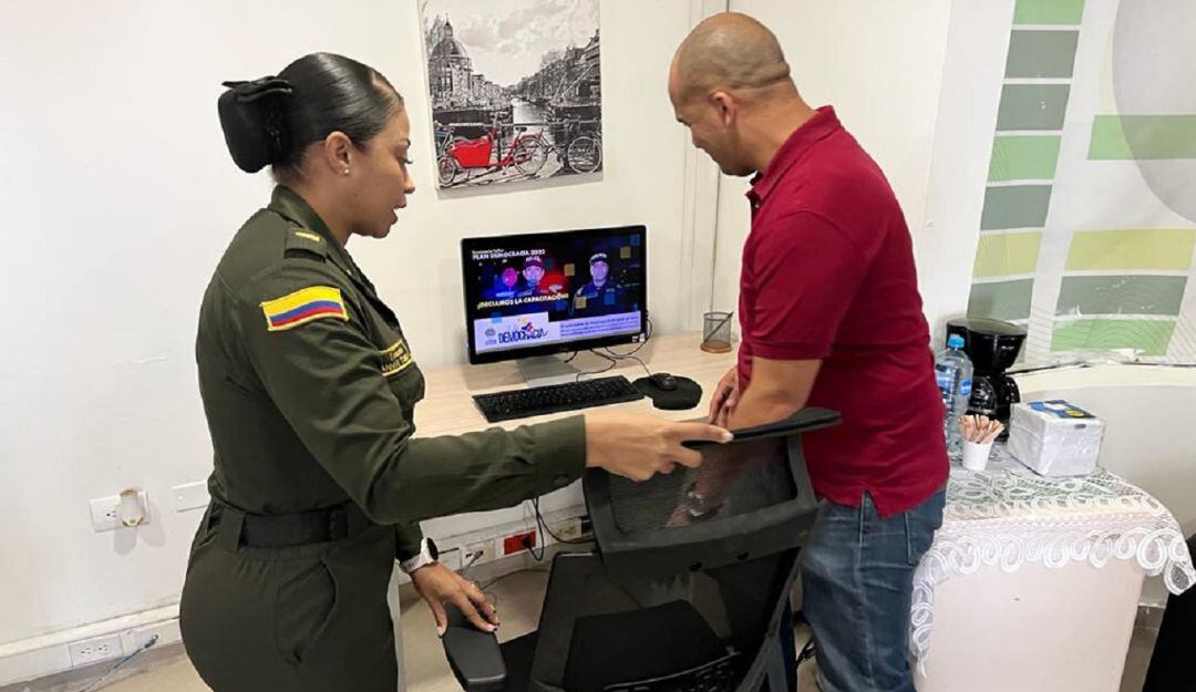 Este es un espacio de acercamiento con los líderes de opinión que tiene como finalidad una comunicación asertiva por la comunidad.