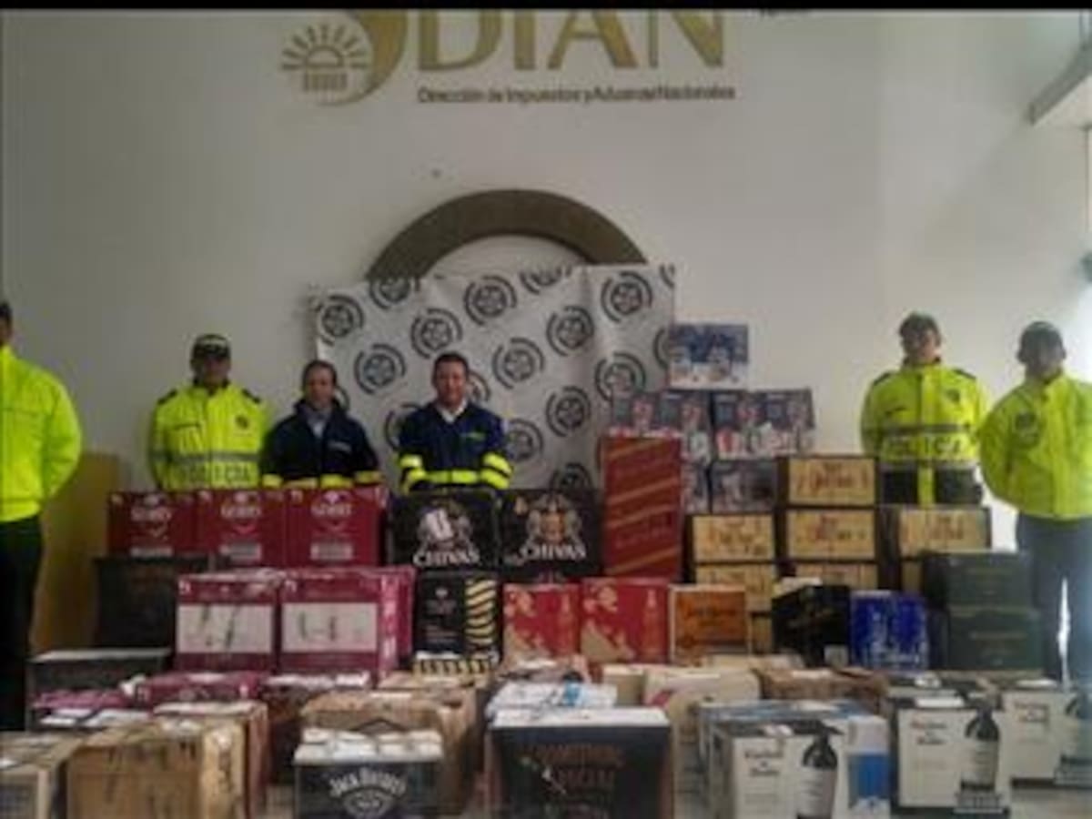 Cartel de Sinaloa está vinculado al contrabando de telas: Policía