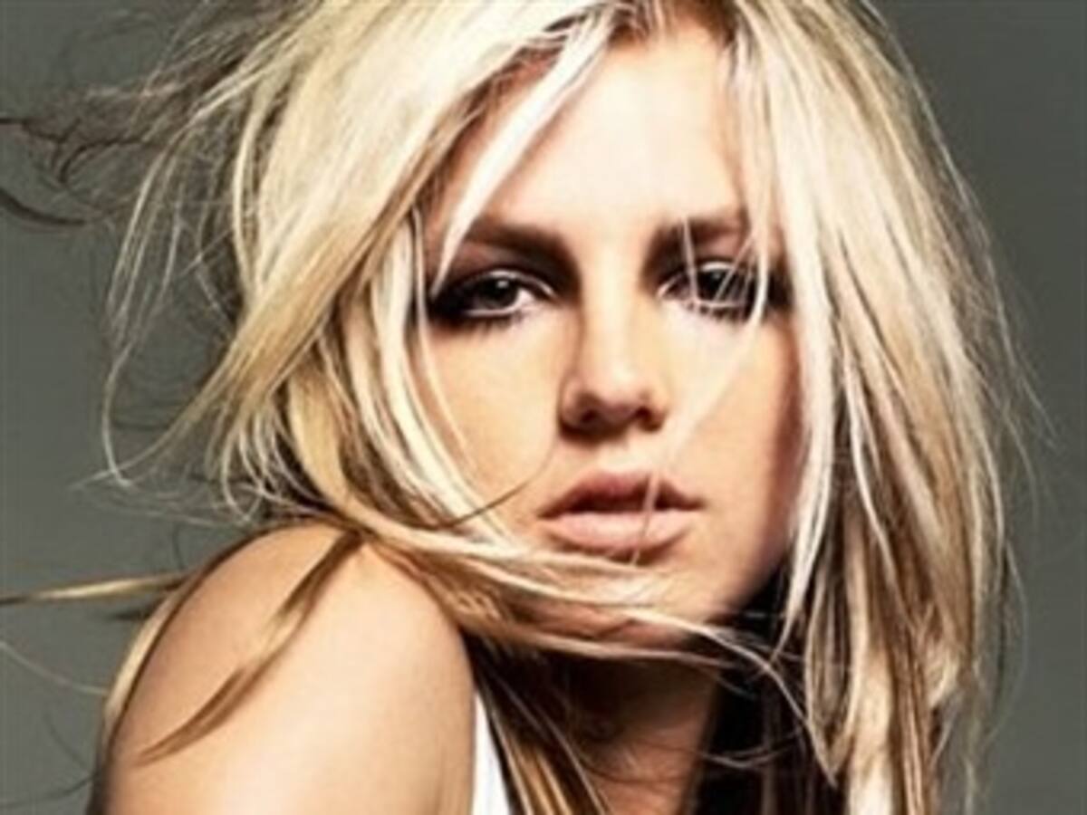 Britney Spears dice que su ex guardaespaldas busca la fama a su costa