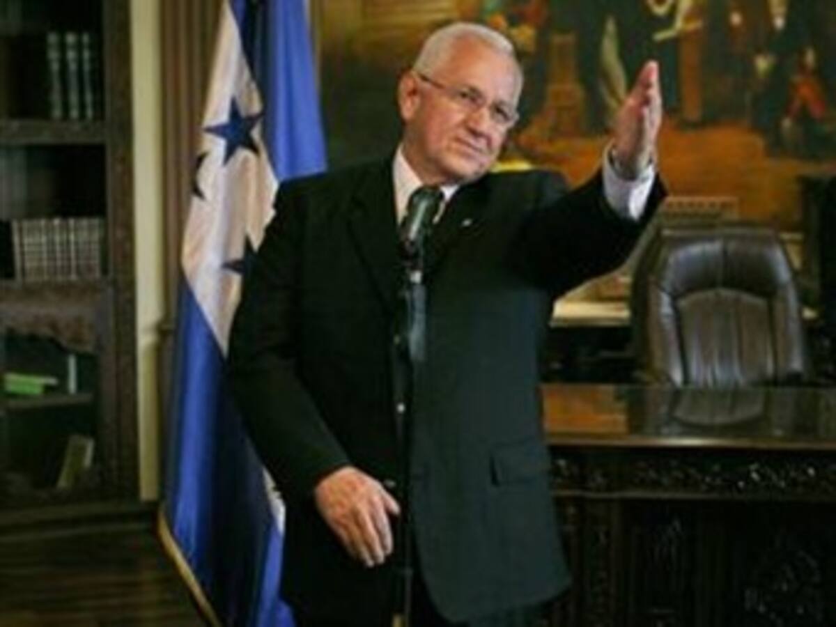 La UE advierte a Micheletti de nuevas medidas restrictivas contra Honduras