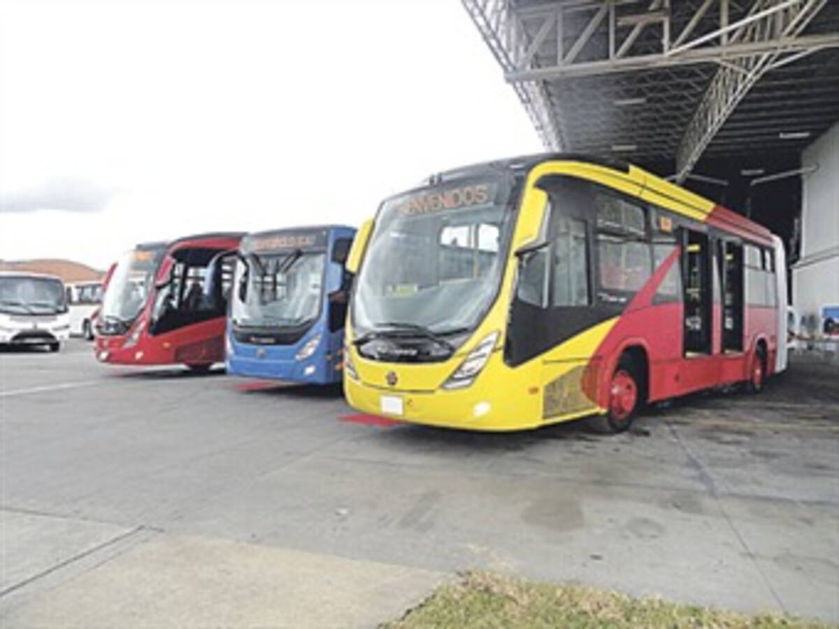 Gobierno advierte riesgo de perder millonarios recursos para financiar programas de transporte público