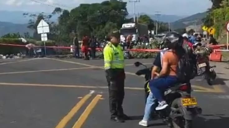Habrá paso intermitente en la vía La Mesa por manifestaciones de la comunidad