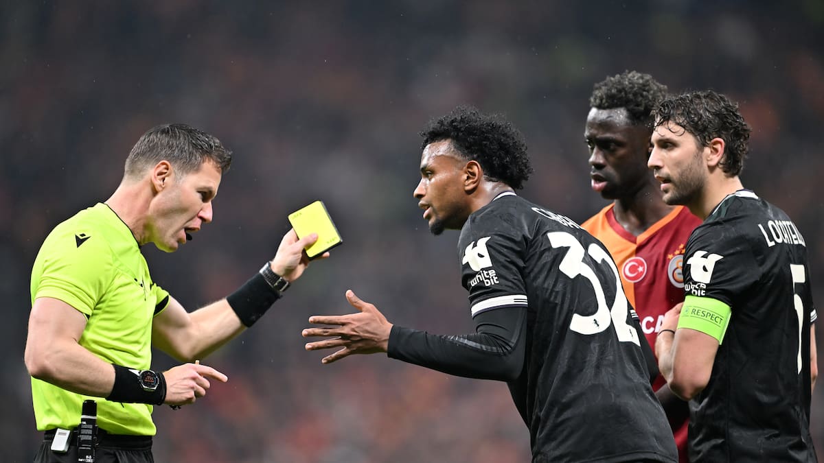 Así reaccionó la prensa italiana a la expulsión de Juan Cabal en Champions: “El desastre de Cabal”