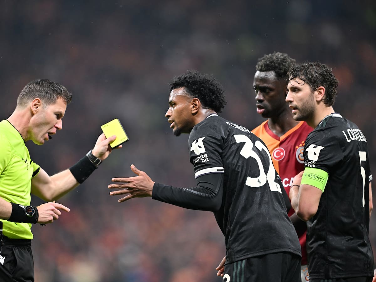 Así reaccionó la prensa italiana a la expulsión de Juan Cabal en Champions: “El desastre de Cabal”