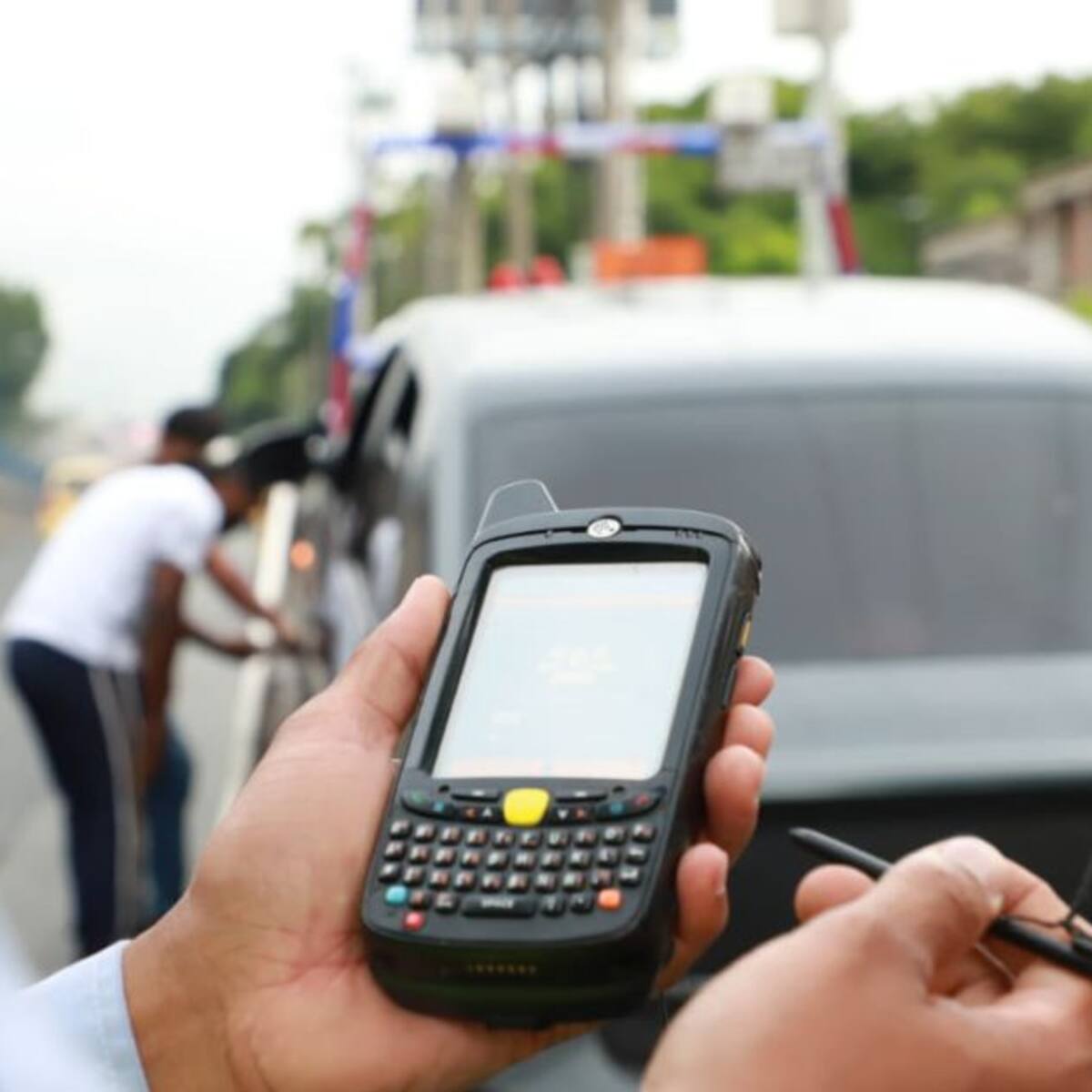 Incrementan operativos contra el transporte ilegal para fortalecer al MIO
