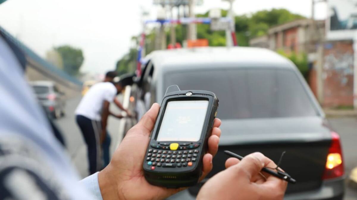 Incrementan operativos contra el transporte ilegal para fortalecer al MIO