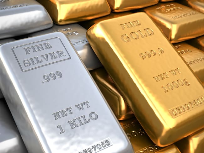 Comparación de los metales oro y plata (Foto vía Getty Images)