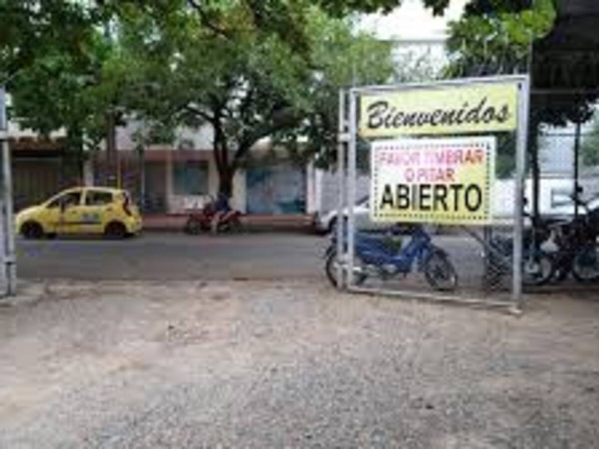 Preocupante informalidad de parqueaderos afecta el comercio en Neiva