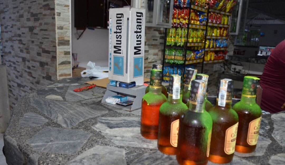 Incautan licor y cigarrillos de contrabando en el Huila.