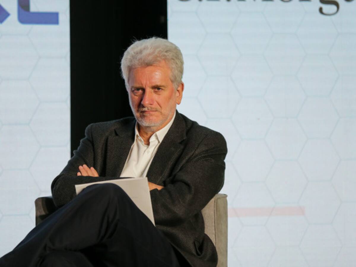 Tras 18 años en el cargo, Santiago Montenegro renuncia a la presidencia de Asofondos