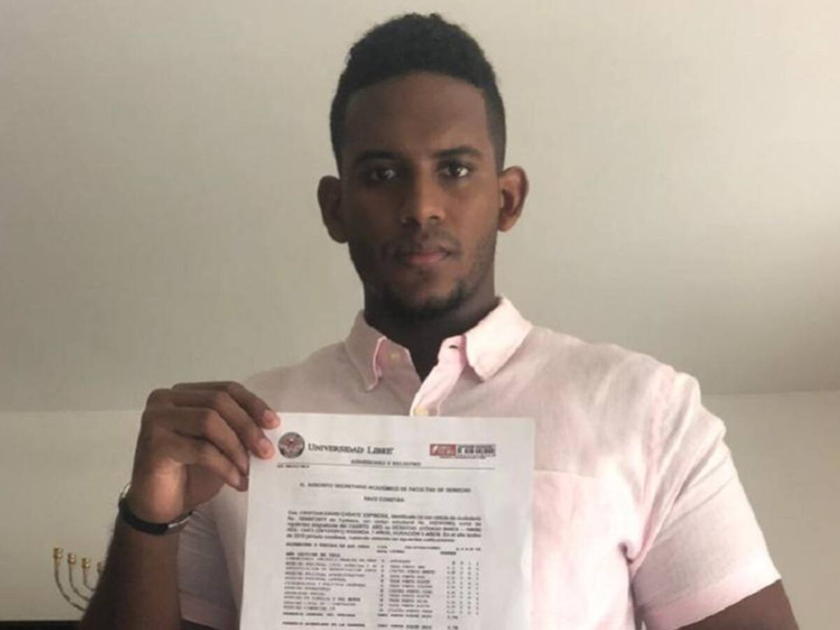 Por una beca, estudiante en Cartagena podría atrasar su grado