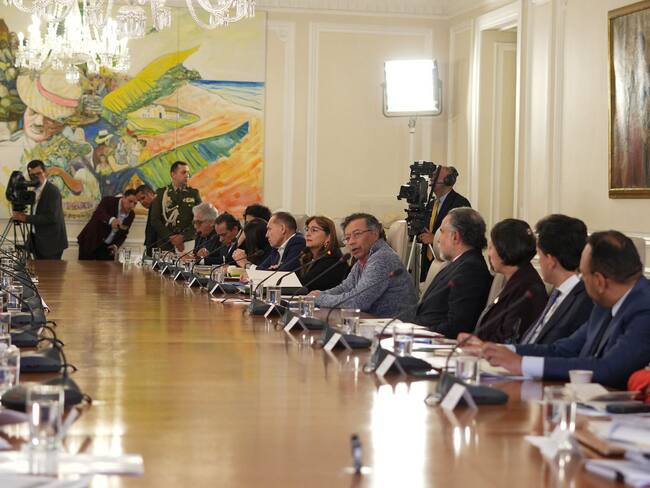 Está en riesgo el pluralismo informativo: abogado por transmisión de consejos de ministros