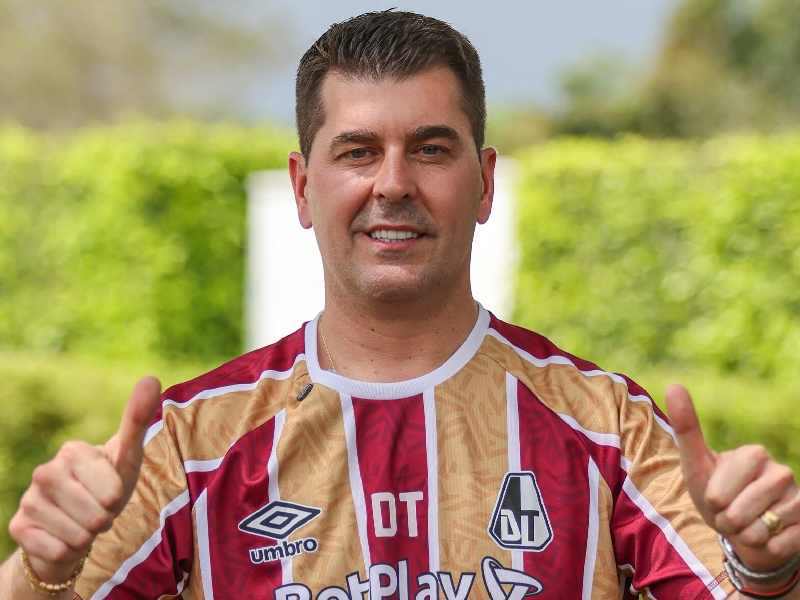 Ismael Rescalvo, técnico de Deportes TOLIMA / @cdtolima