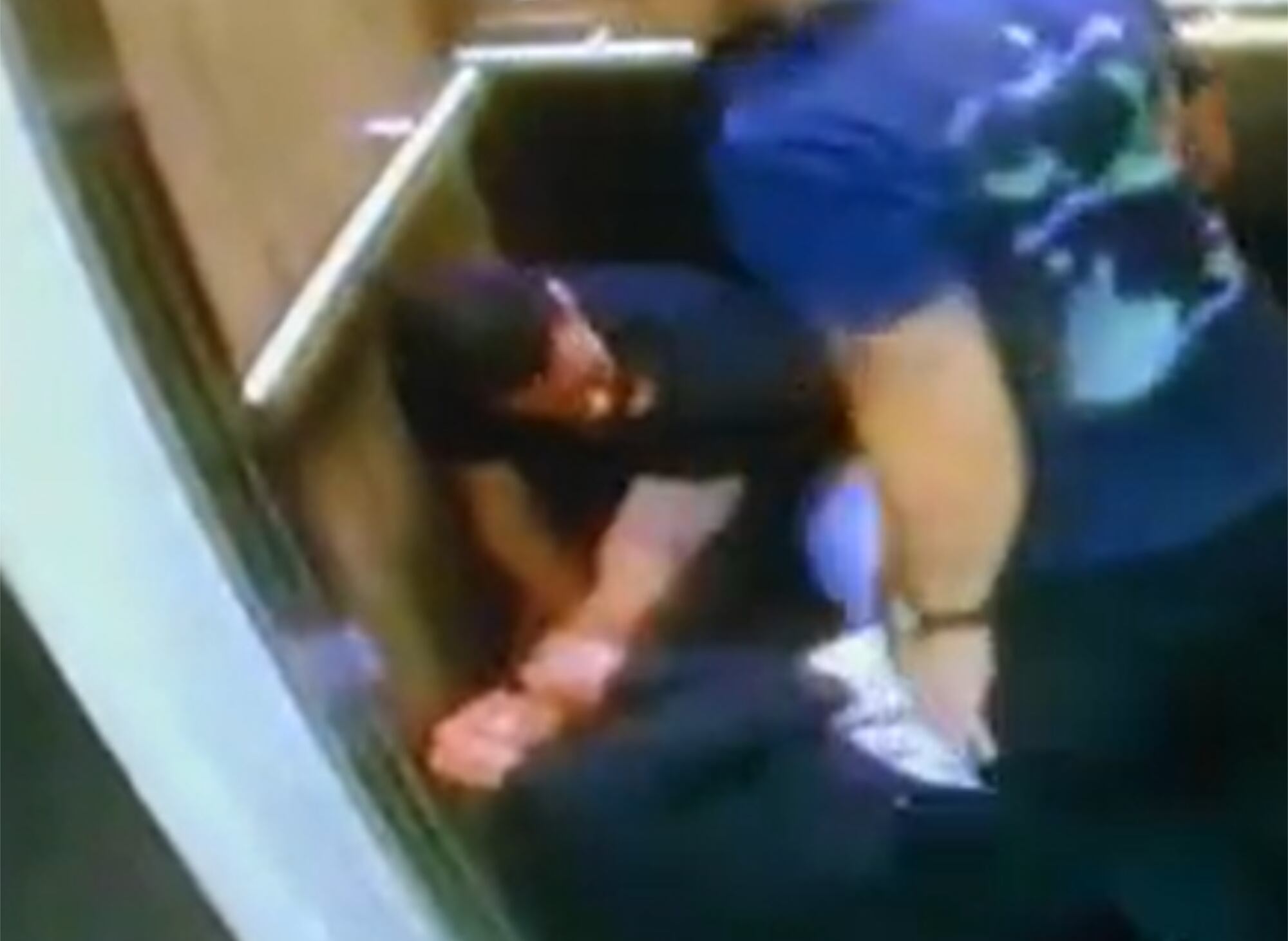 Agresión Juan Fernando Barona y Daniella Silveira. Foto: Tomada de video