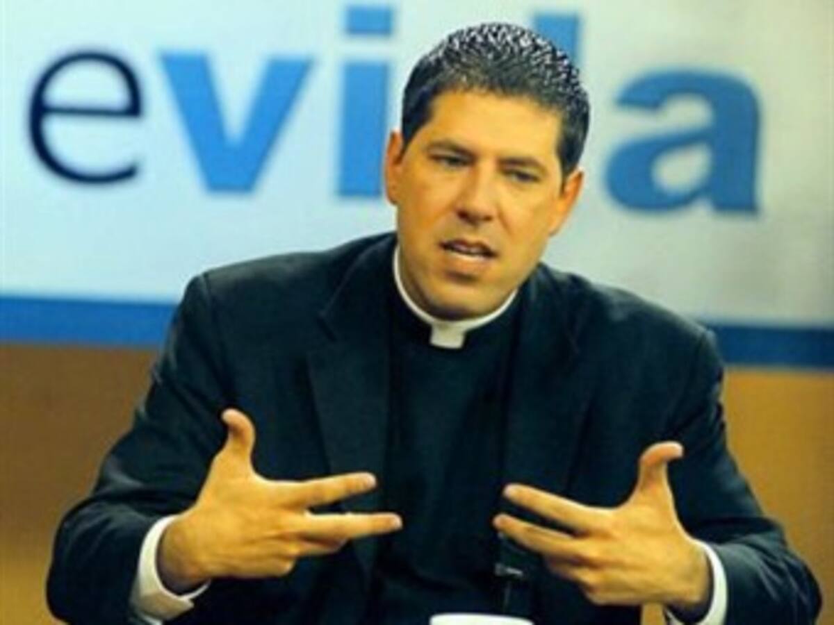 Padre Alberto Cutié abandona Iglesia Católica para ingresar en la Episcopal