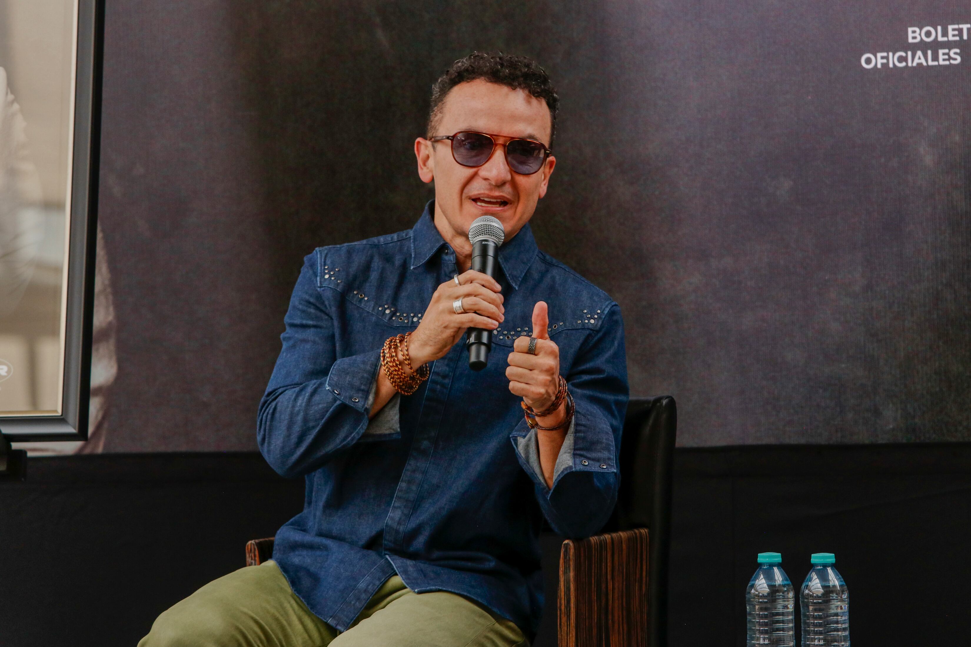 MEXICO CITY, MEXICO - APRIL 7: Singer Fonseca is seen during a press conference for his "Tropicalia" tour at Auditorio Nacional on April 7, 2026 in Mexico City, Mexico.  (Photo by Medios y Media/Getty Images)