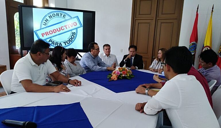 Reunión para Plan de saneamiento fiscal para hospital de Pamplona