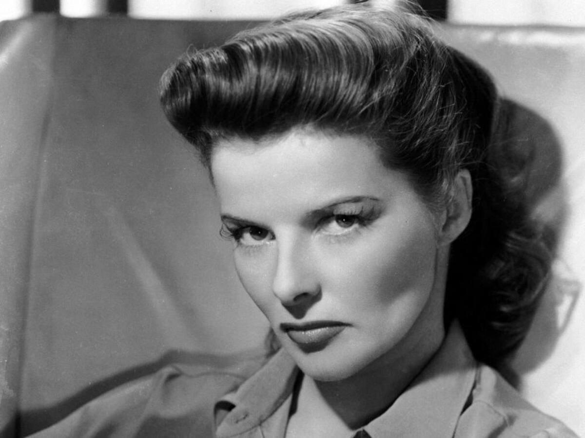 Katharine Hepburn ganó 4 Óscar a mejor actriz GLORIA DE UN DÍA en 1932/33 ADIVINA QUIEN VIENE A CENAR en 1967EL LEÓN EN INVIERNO en 1968EN EL ESTANQUE DORADO en 1981