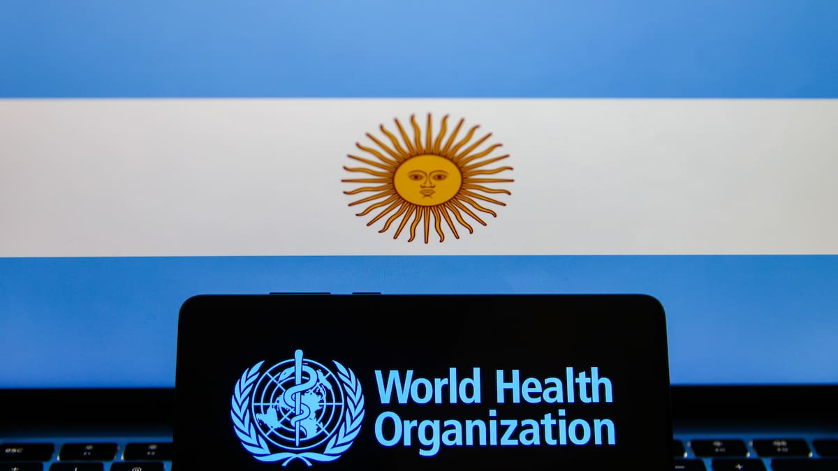 OMS reconoce salida de Argentina del organismo y plantea mantener cooperación
