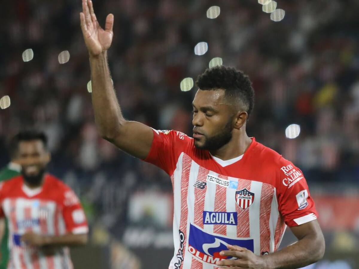 Miguel Borja ya está en Argentina y se convertirá en nuevo jugador de River