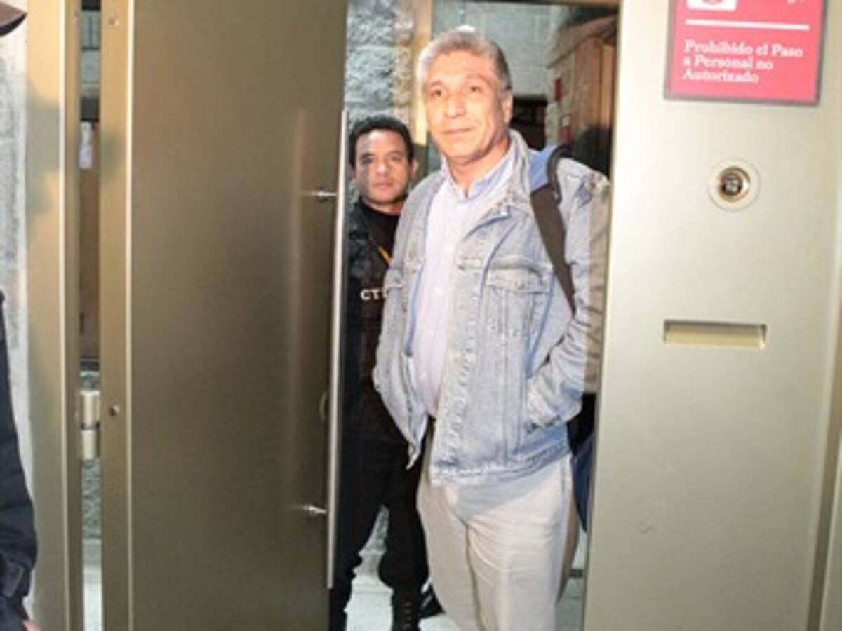 Sigifredo López pide que el FBI le haga cotejo de voces