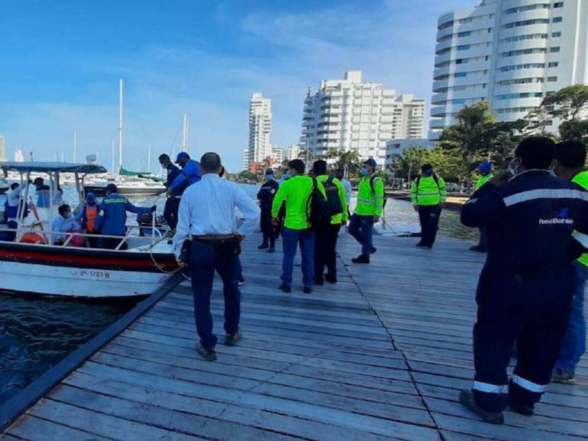 Ante bloqueos, trabajadores de Mamonal se movilizaron por vía marítima