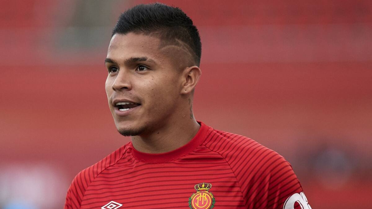 Juan Camilo Hernández "Creo que me quedo jugando en España"