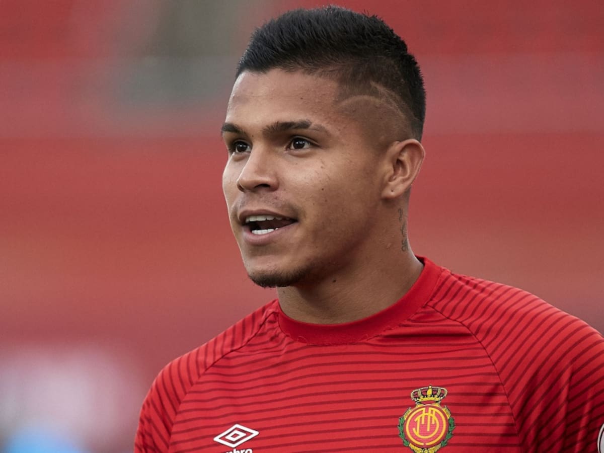 Juan Camilo Hernández "Creo que me quedo jugando en España"