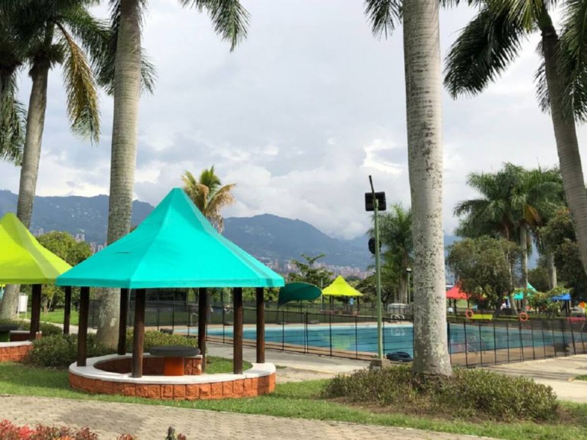 Aeroparque Juan Pablo II abre nuevamente sus puertas al público éste sábado