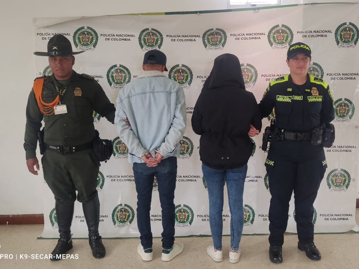 Capturan dos personas que pretendían viajar con estupefacientes