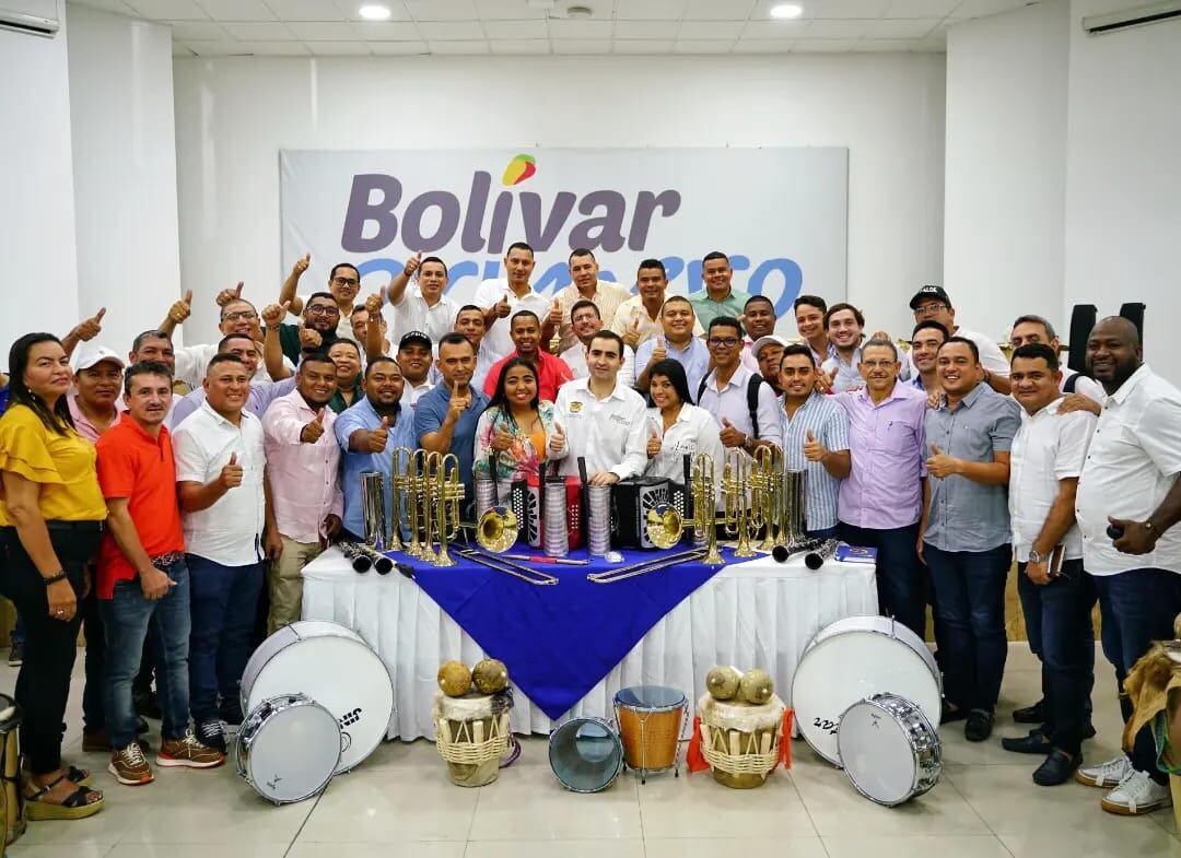 Más de 1.500 instrumentos musicales llegan a 45 municipios de Bolívar