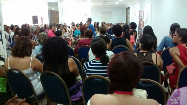 Las organizaciones no gubernamentales de mujeres se reunieron en Barranquilla en el denominado Encuentro por La Paz.