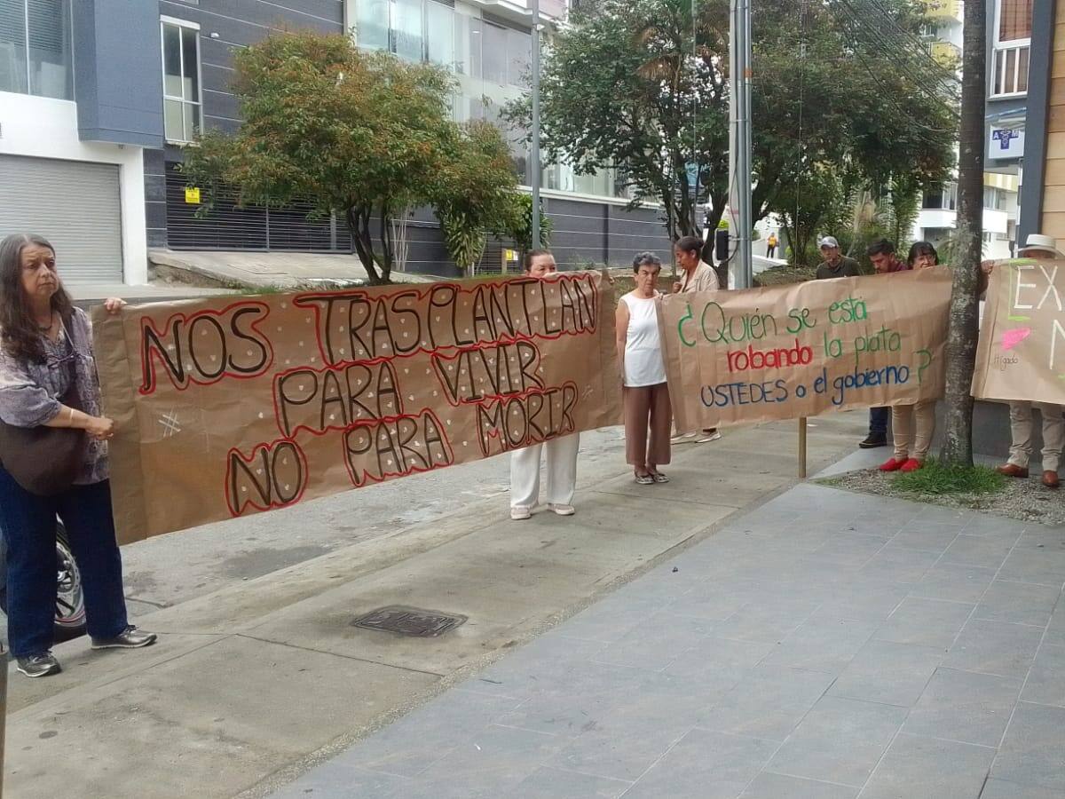 Trasplantados renales en Armenia protestaron por la falta de entrega de medicamentos