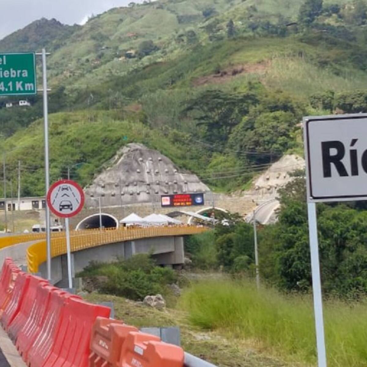 Entró en operación comercial el Túnel de la Quiebra en Antioquia