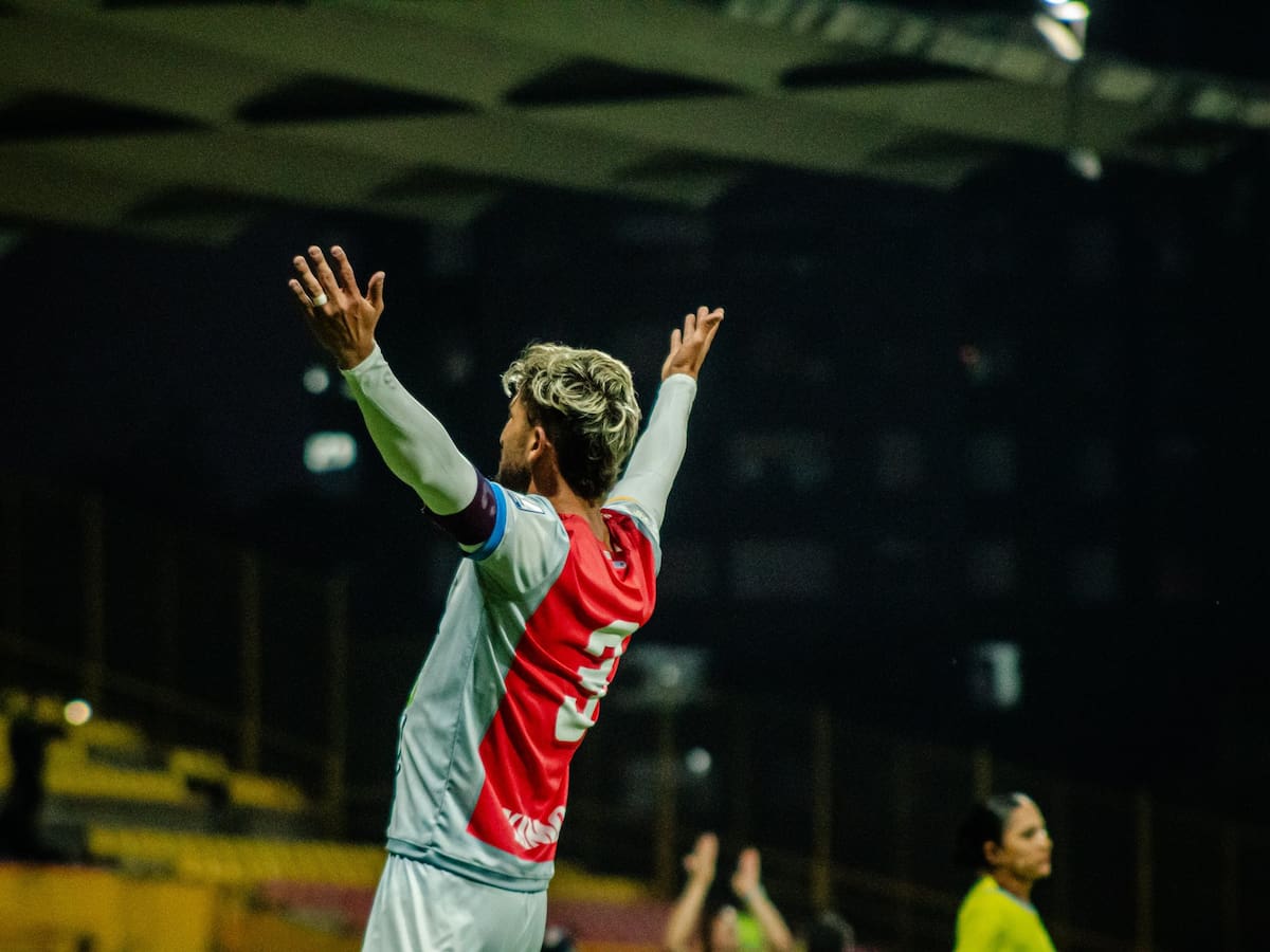 Fortaleza vence a Patriotas en el duelo de los ascendidos y es líder parcial de la Liga