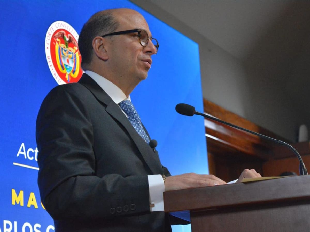 ¿El magistrado Carlos Camargo debería declararse impedido por haber sido director de la FND?