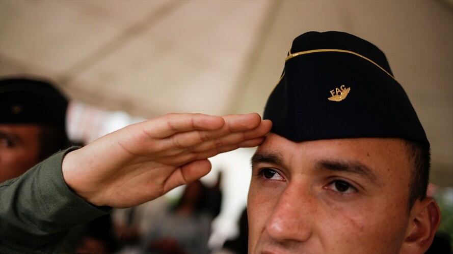 En el Camposanto Los Laureles de Popayán fue despedido con honores el intendente Eddier Burbano Beltrán. Foto: Colprensa