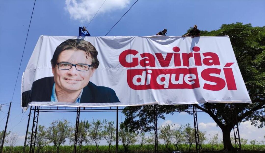 Instalan vallas con las que piden a Alejandro Gaviria ser candidato en 2022