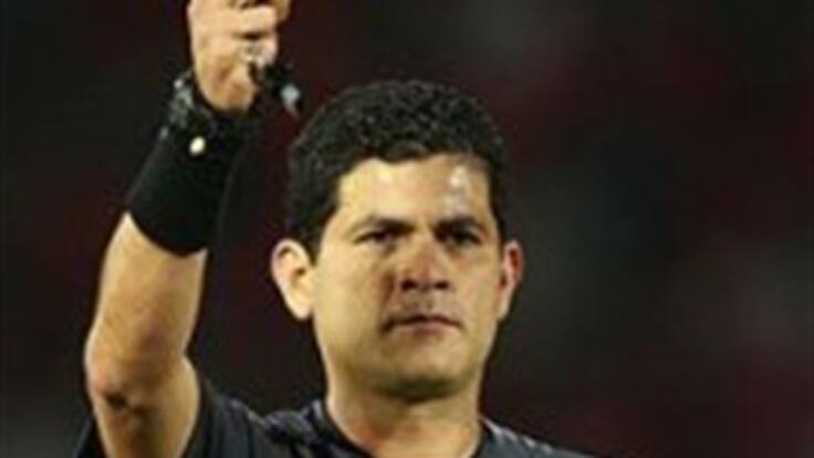 Por calumnia e injuria demandará Oscar Julián Ruiz a exarbitro colombiano