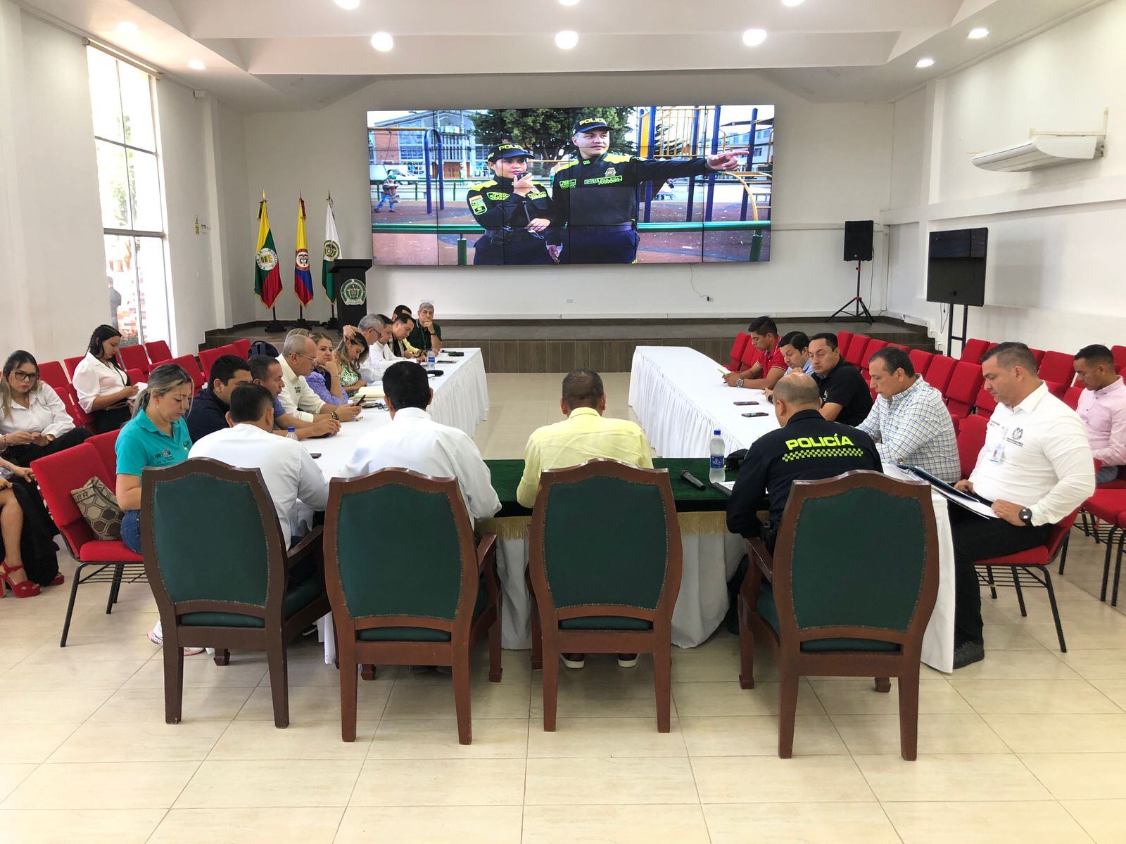 se brindarán garantías no solo a los candidatos, campañas, partidos políticos.