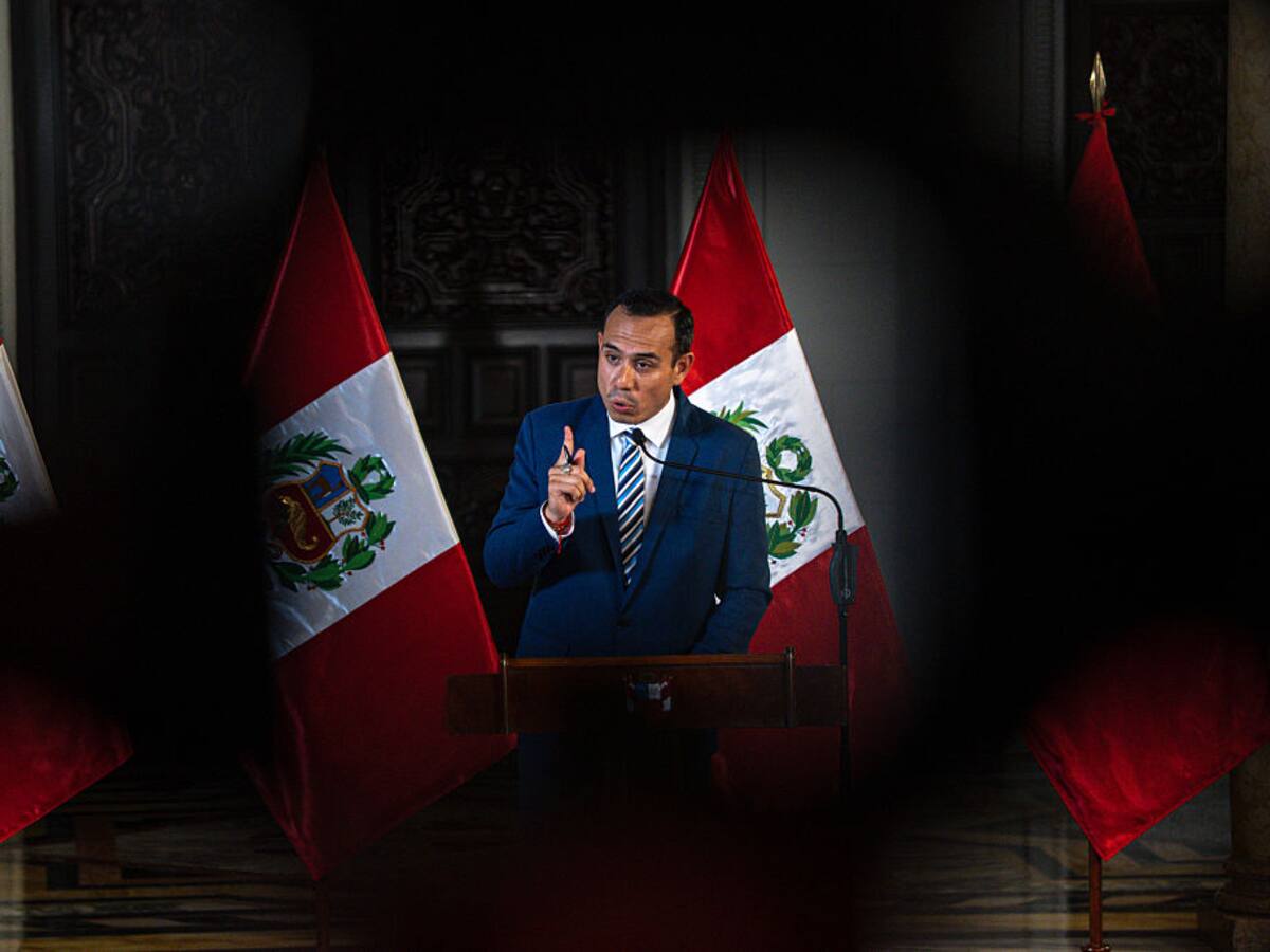 “Congreso se apresuró gravemente”: primer ministro de Perú tras destitución del presidente José Jerí