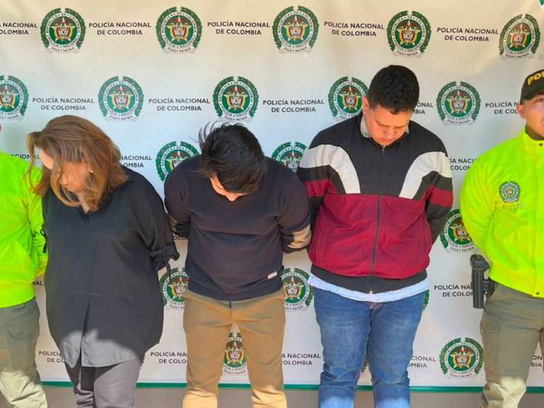 Nancy Teresa González de Barberi, famosa diseñadora de carteras y otros dos solicitados en extradición FOTO FISCALÍA