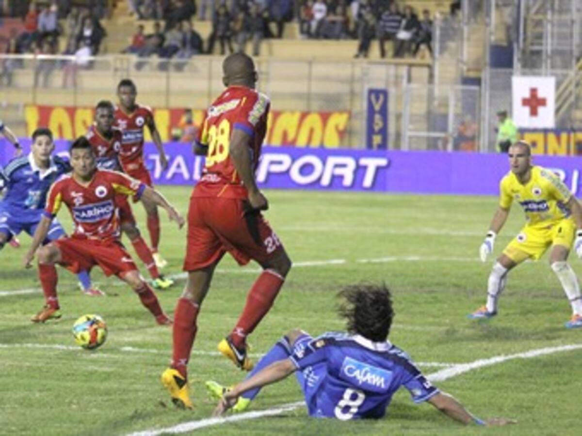 Pasto defendió con diez hombres el empate ante Millonarios