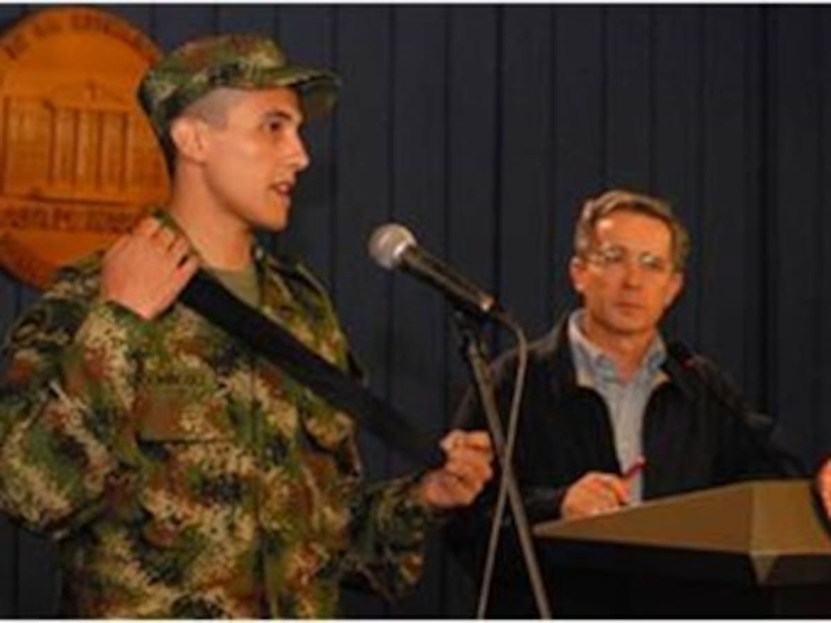 Al soldado William Domínguez se le acabó la ilusión de ser cantante porque no le cumplieron las promesas